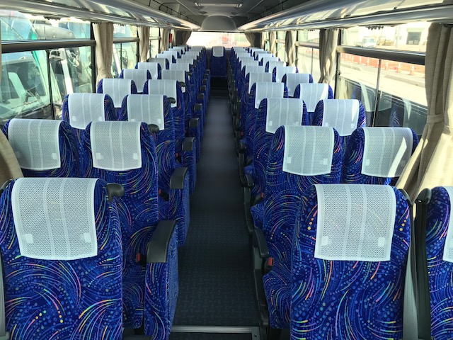 前向きシート１２列