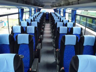 前向きシート１２列